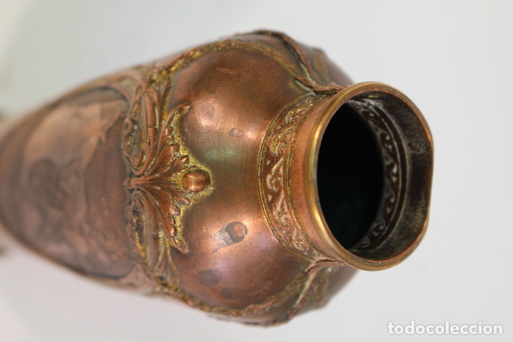 Antig&uuml;edades: jarr&oacute;n violetero antiguo en cobre y bronce - Foto 2