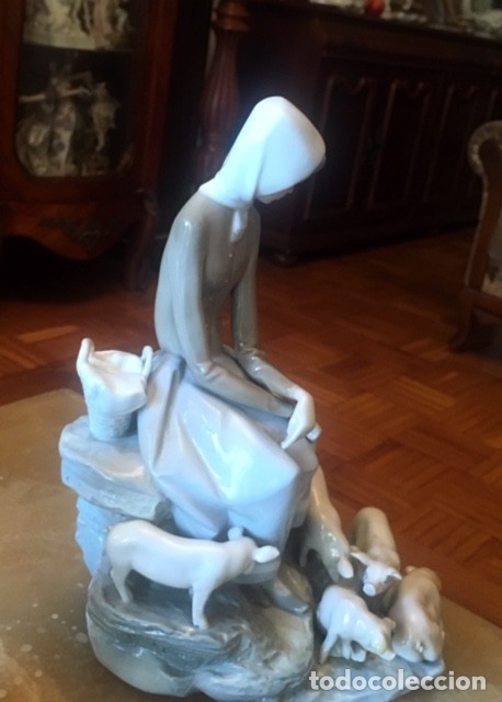 Antig&uuml;edades: MUCHACHA CUIDANDO CERDOS - Foto 2