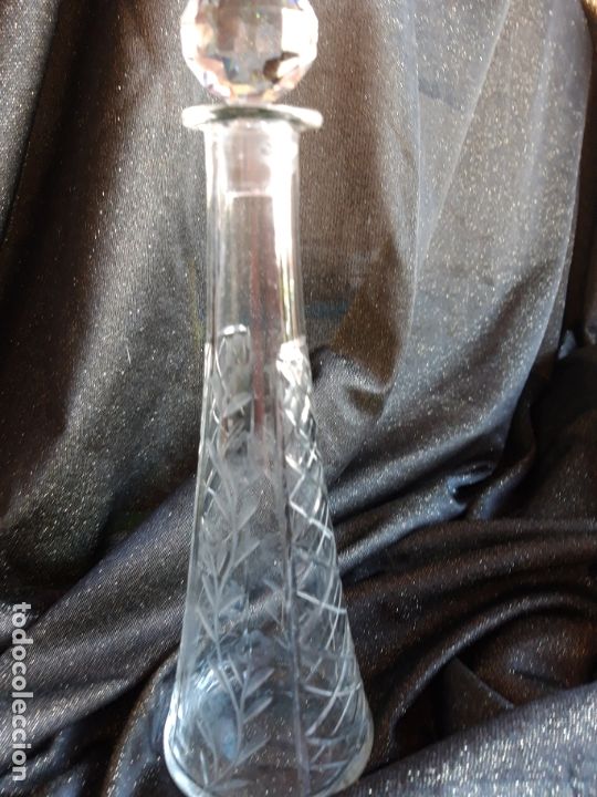 Antig&uuml;edades: Botella cristal tallado - Foto 2
