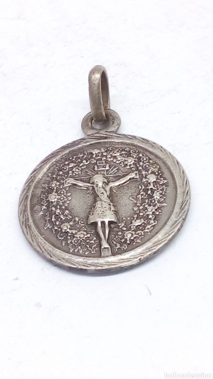 Antig&uuml;edades: Escapulario de plata - Foto 2