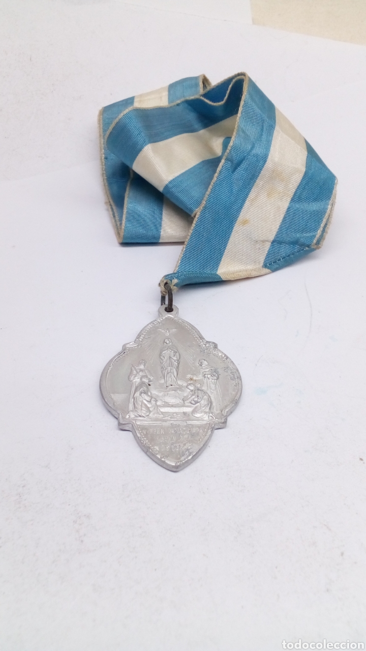 Antig&uuml;edades: Medalla religiosa de metal - Foto 2