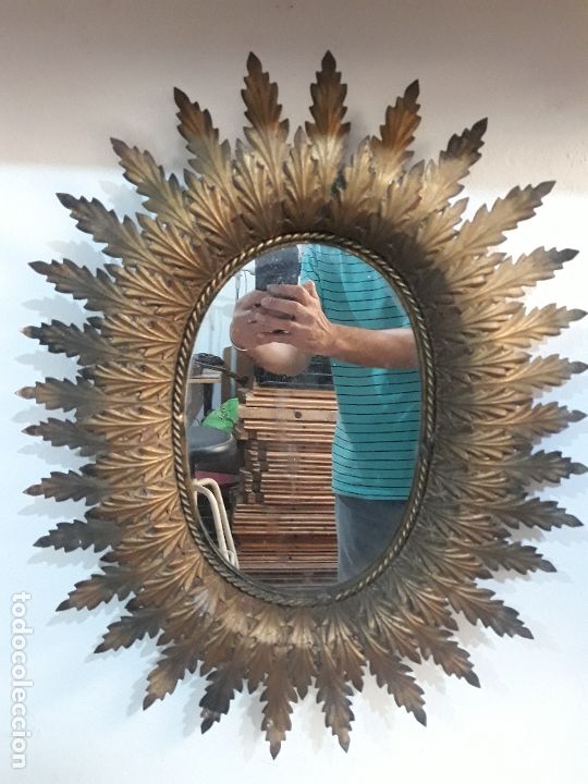 Antig&uuml;edades: Espejo ovalado de hojas tipo sol - Foto 4