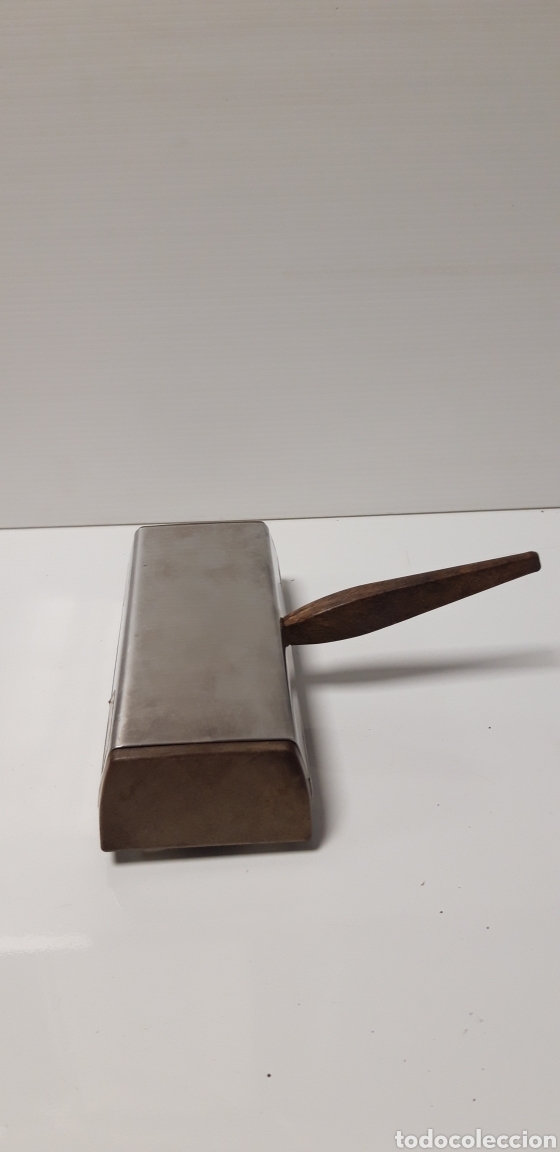 Antiguidades: ANTIGUO RECOGEMIGAS MADE IN SPAIN