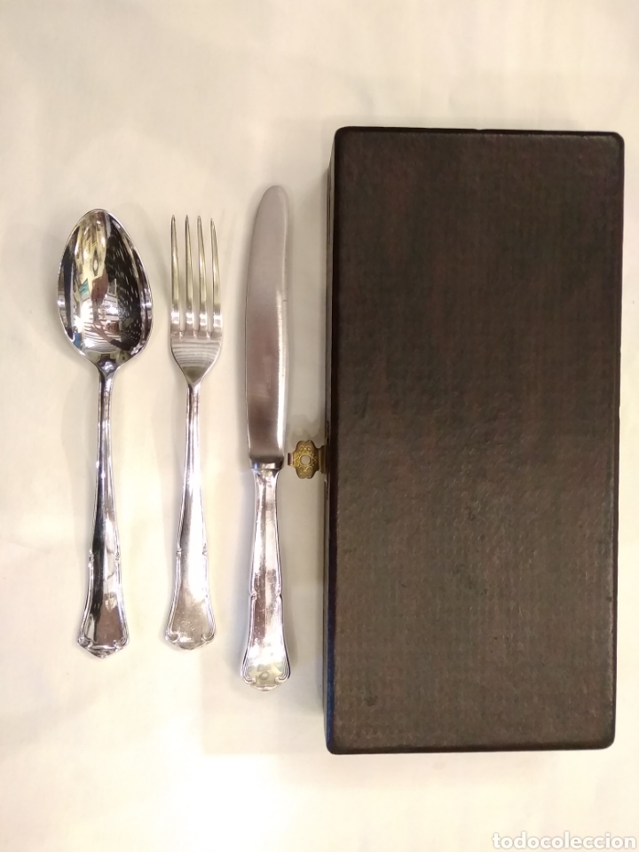 Antig&uuml;edades: Estuche con cubiertos de alpaca plateada - Foto 3