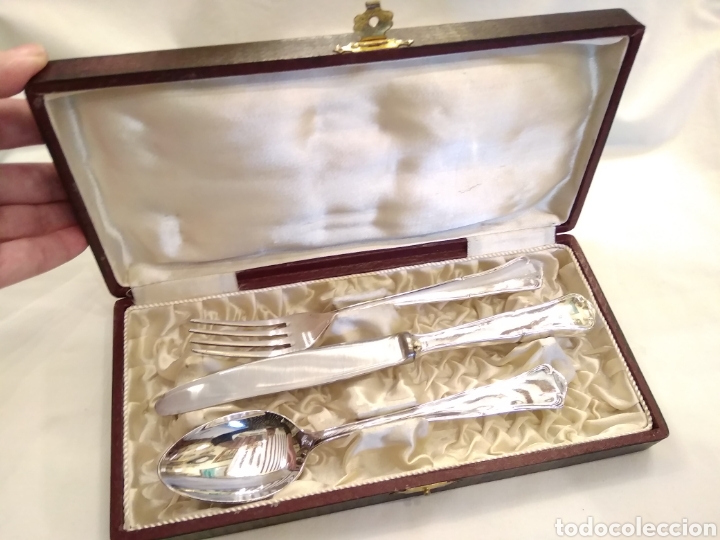 Antig&uuml;edades: Estuche con cubiertos de alpaca plateada - Foto 1