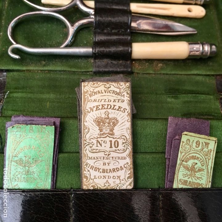 Antig&uuml;edades: Set de costura de hueso - Foto 3