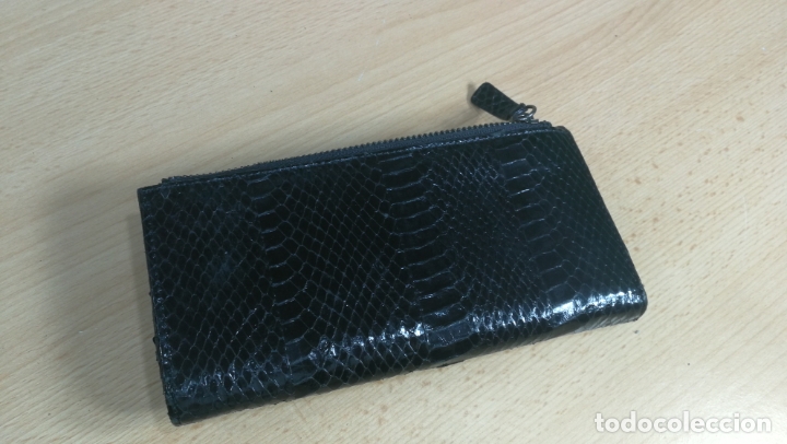 Antig&uuml;edades: MONEDERO BILLETERO DE PIEL DE COBRA - Foto 17