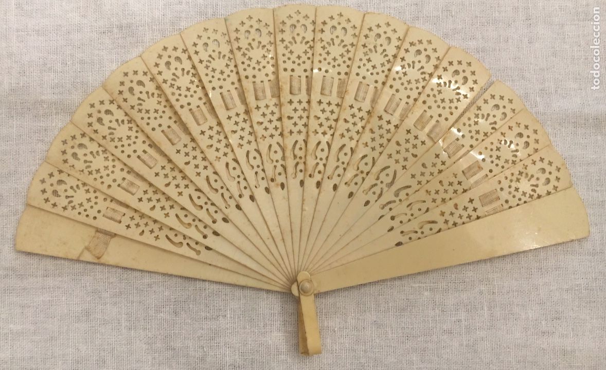 Antig&uuml;edades: PEQUE&Ntilde;O ABANICO DE CELULOIDE DE 11,5 CM - Foto 2
