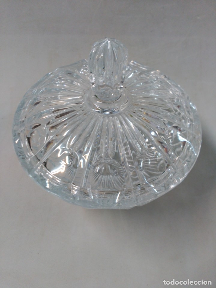 Antig&uuml;edades: BOMBONERA DE CRISTAL TALLADO - Foto 3