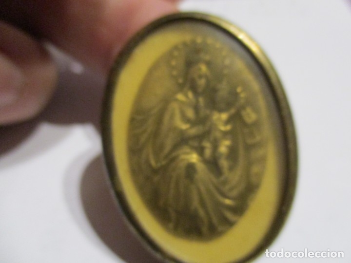 Antig&uuml;edades: medalla Virgen del Carmen - Foto 1