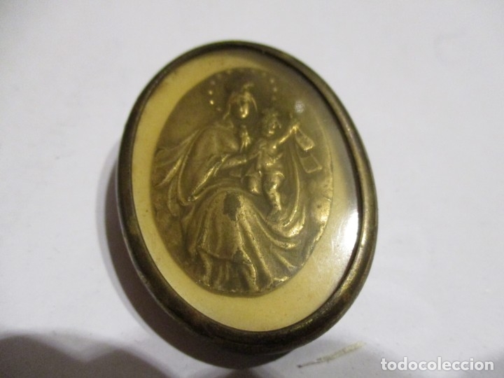 Antig&uuml;edades: medalla Virgen del Carmen - Foto 3