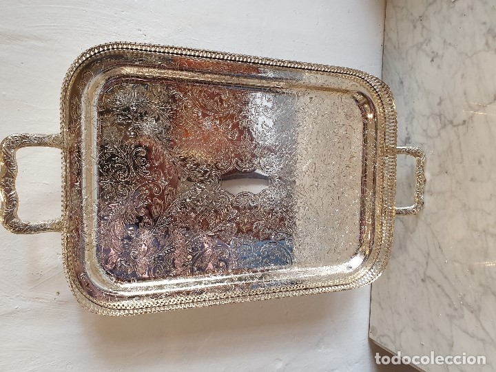 Antig&uuml;edades: BANDEJA DESAYUNO GRABADA - Foto 1