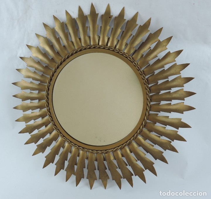Antig&uuml;edades: Espejo Art&rsquo;dec&oacute; forma tipo sol, mide 45 cms de diametro. - Foto 2