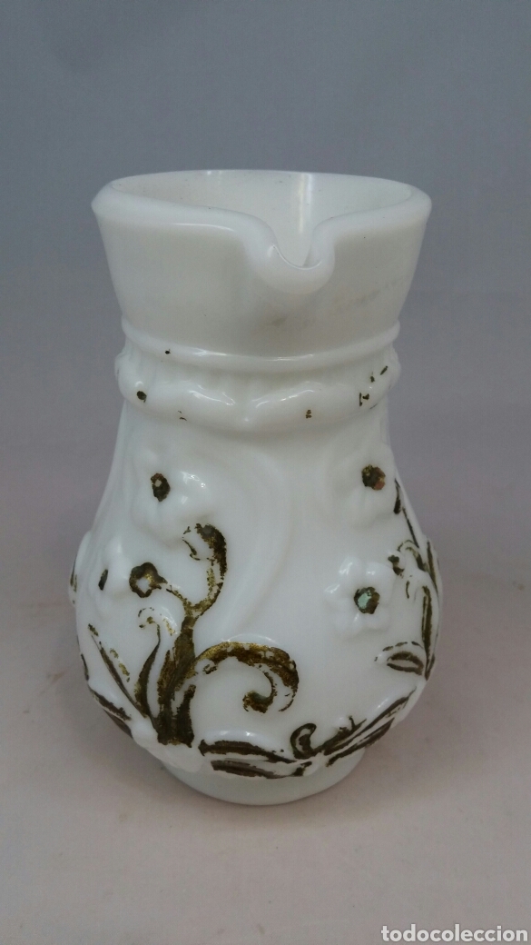 Antig&uuml;edades: Antidua jarrita de opalina blanca - Foto 7