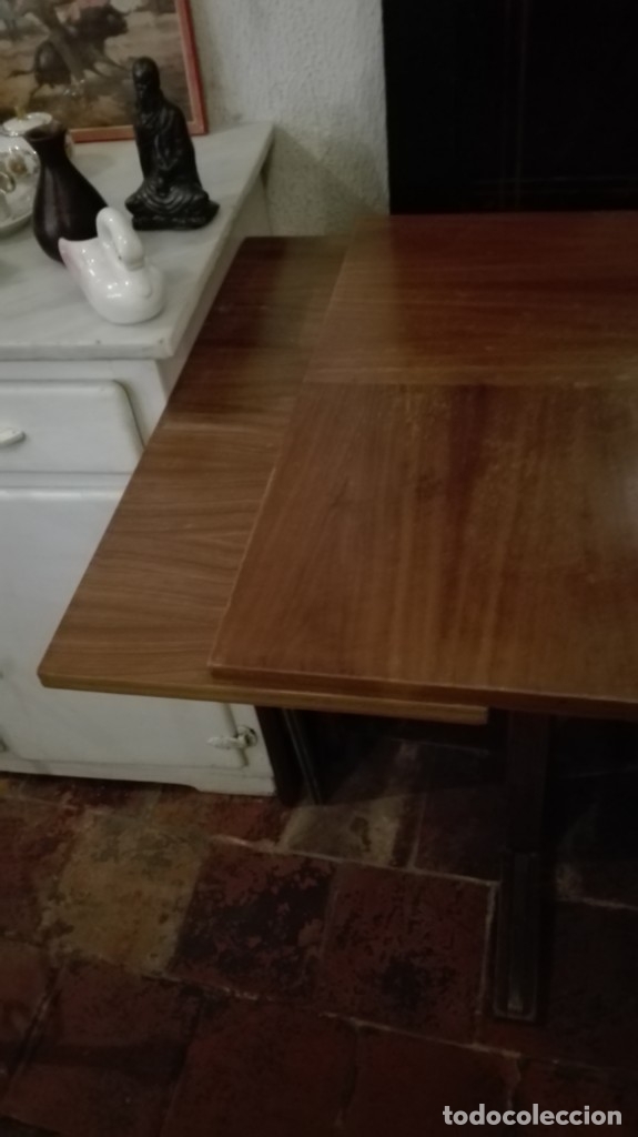 Antig&uuml;edades: Mesa vintage extensible y con manivela para que suba y baje - Foto 3