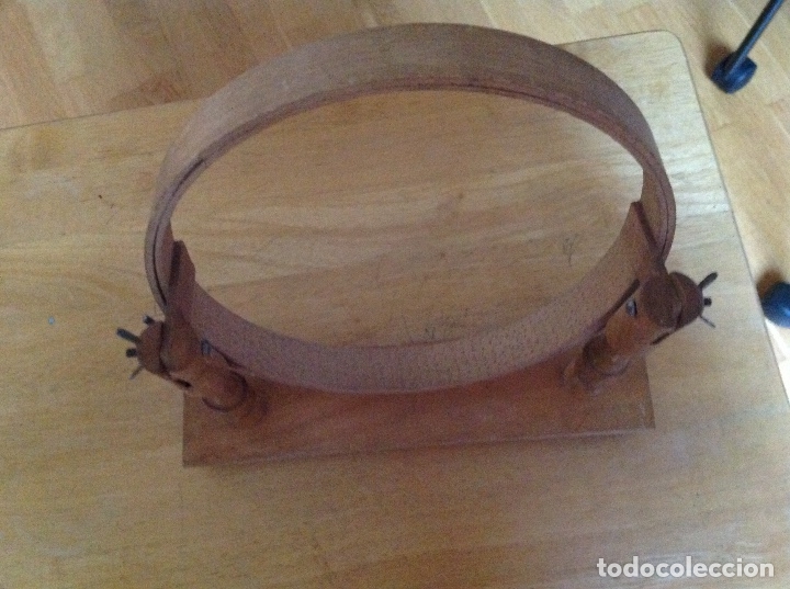 Antig&uuml;edades: Bastidor de bordado - Foto 2