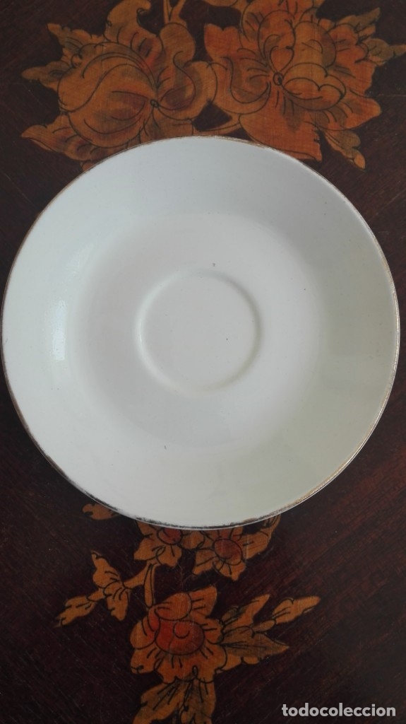 Antig&uuml;edades: Plato de porcelana - Foto 1