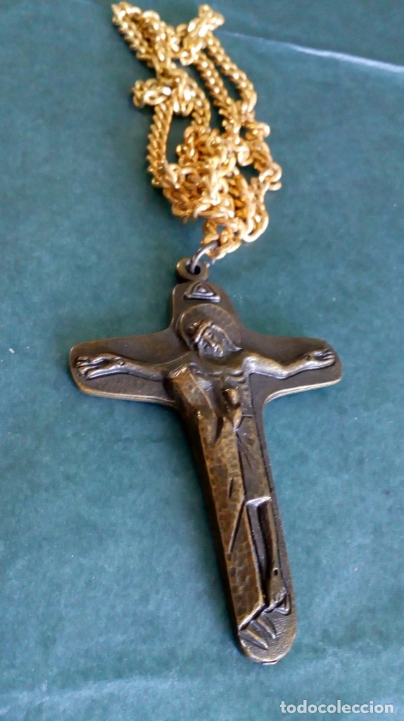 Antig&uuml;edades: CRUZ DE BRONCE Y CADENA DORADA - Foto 1