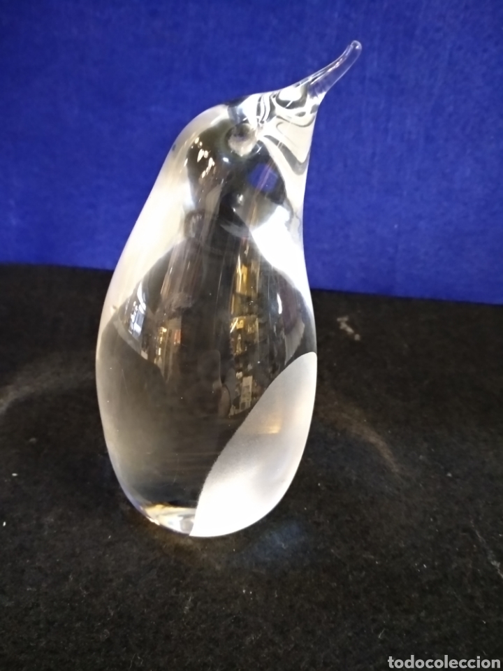 Antiques: Ping&uuml;ino de cristal, 13cm 795gr. firma yonamy???