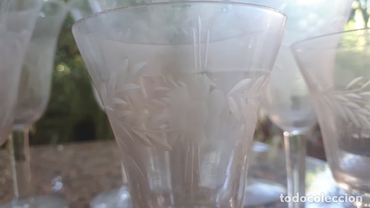 Antig&uuml;edades: antiguo juego de copas talladas - Foto 3