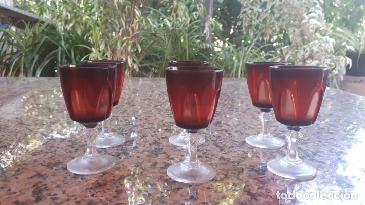 Antig&uuml;edades: antiguo juego de copitas de licor - Foto 1
