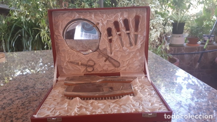 Antig&uuml;edades: antiguo juego de tocador - Foto 1