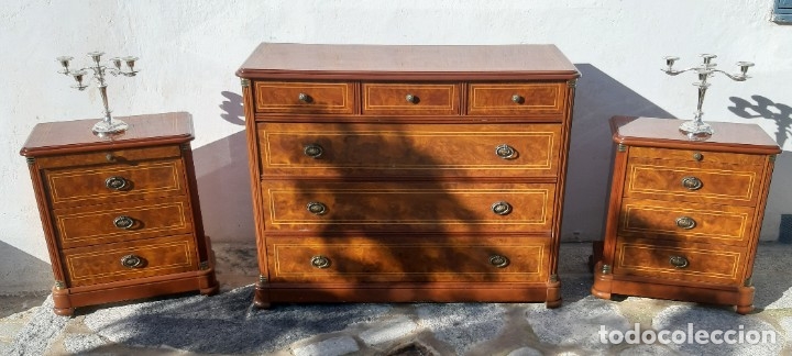 Antig&uuml;edades: Conjunto de C&oacute;moda y mesillas - Foto 1
