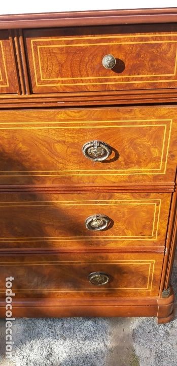 Antig&uuml;edades: Conjunto de C&oacute;moda y mesillas - Foto 7