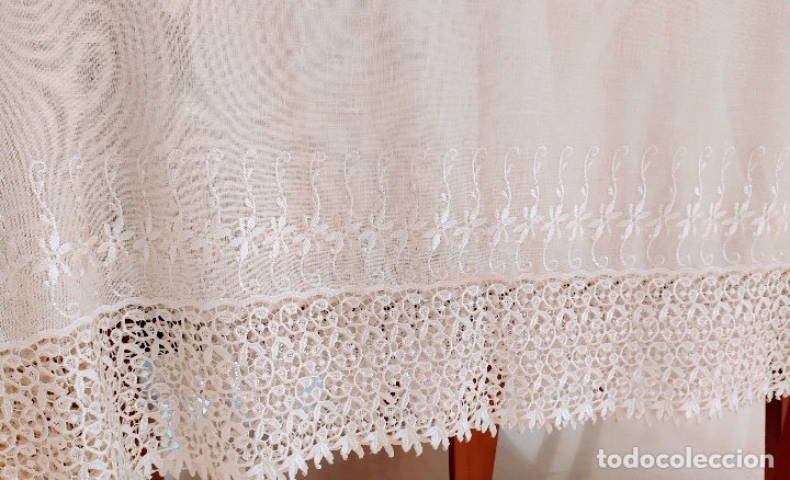 Antig&uuml;edades: Cortinas blancas bordadas y encaje - Foto 8
