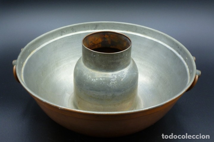 Antig&uuml;edades: Molde de cobre con tapa - Foto 2