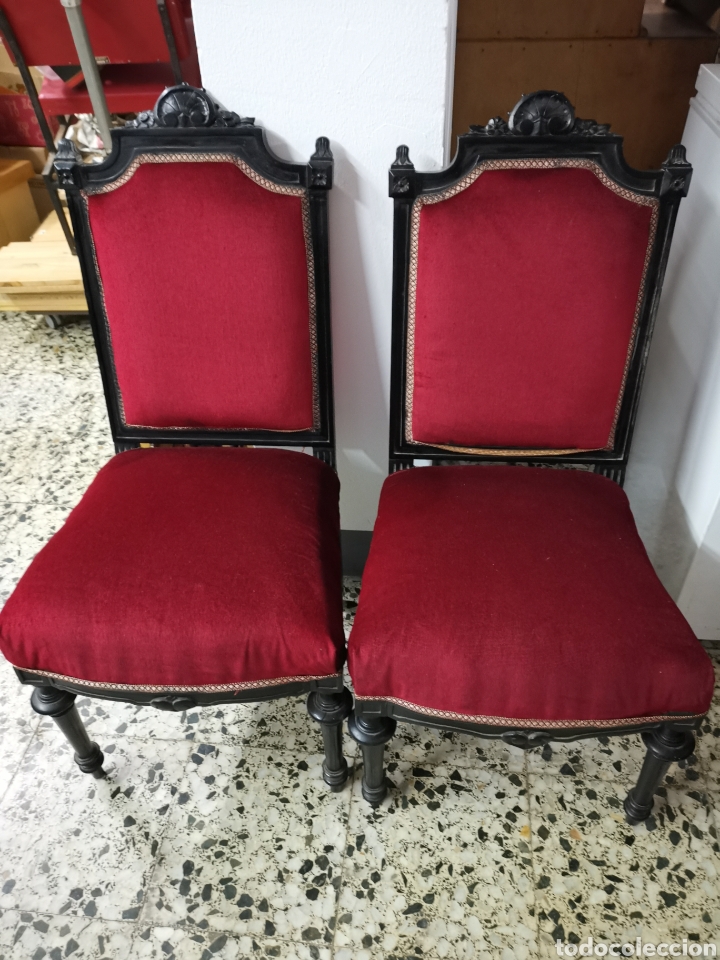 pareja de sillas de madera nogal oscuro de f - Compra venta en todocoleccion