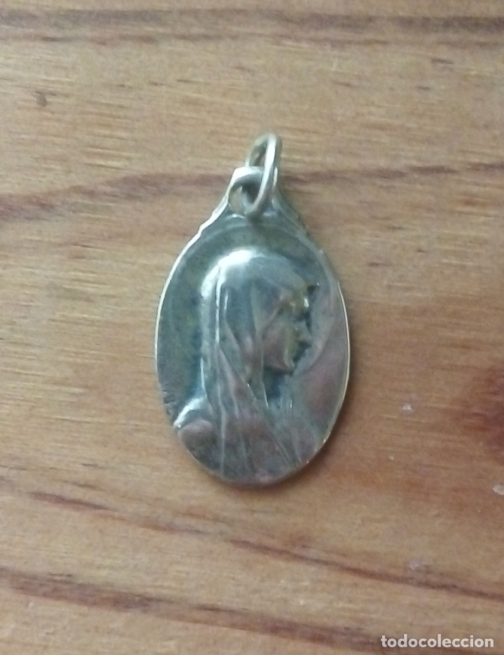 Antig&uuml;edades: MEDALLA PLATA VIRGEN DE LOURDES - Foto 1