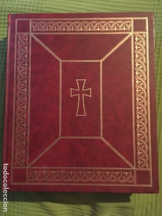 Antig&uuml;edades: Sagrada Biblia de 1971. Como nueva - Foto 1