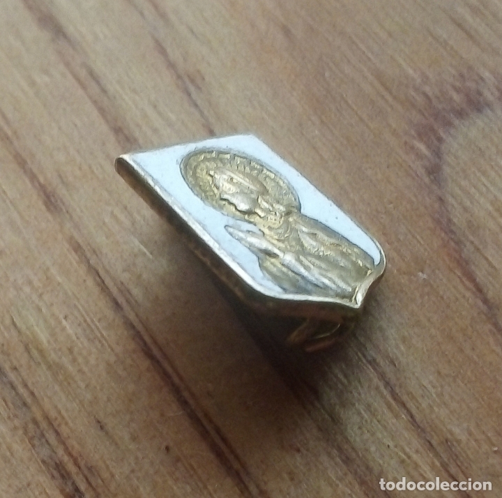 Antig&uuml;edades: INSIGNIA VIRGEN MAR&Iacute;A CON ESMALTE BLANCO. - Foto 2