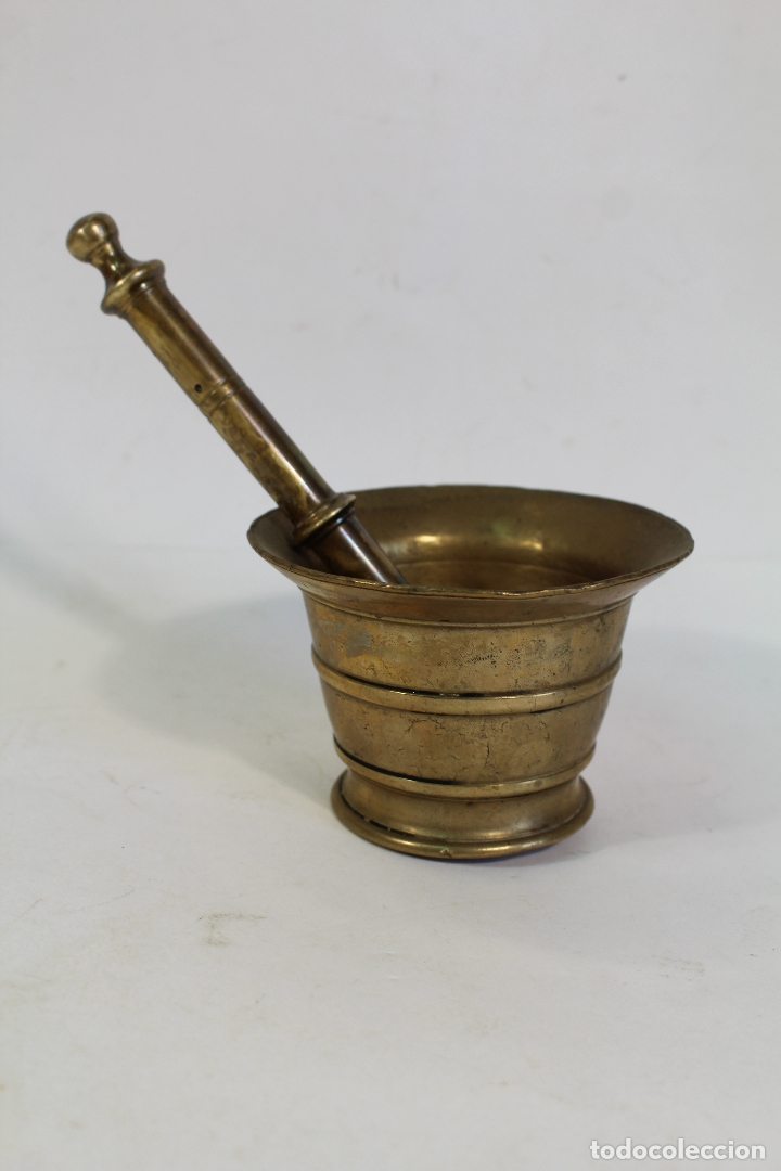 Antig&uuml;edades: almirez y maza en bronce