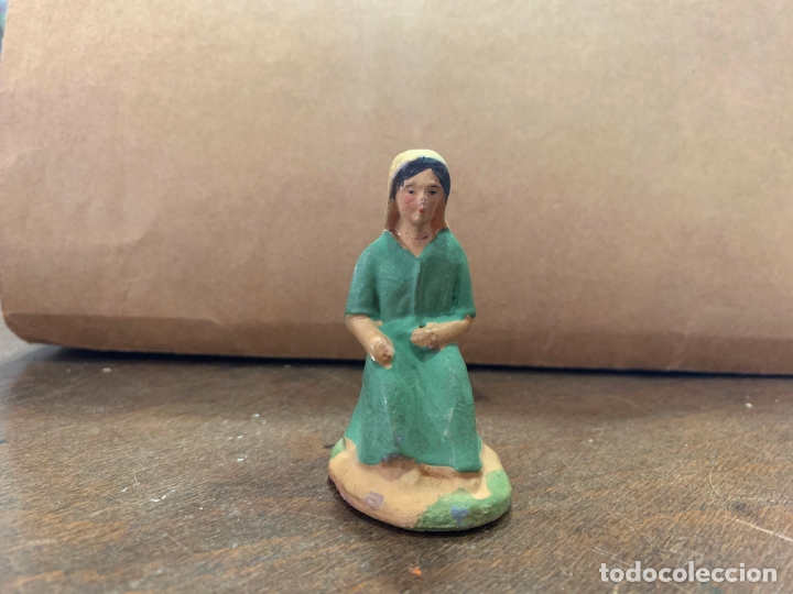 Antiguidades: ANTIGUA FIGURA DE BELEN DE TERRACOTA - NACIMIENTO - MEDIDA 7.5X5 CM