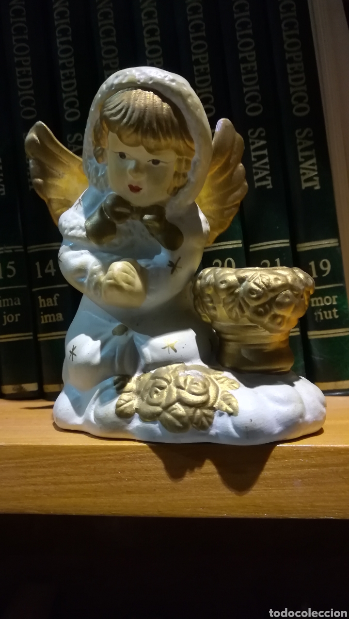 Oggetti Antichi: Figura de porcelana