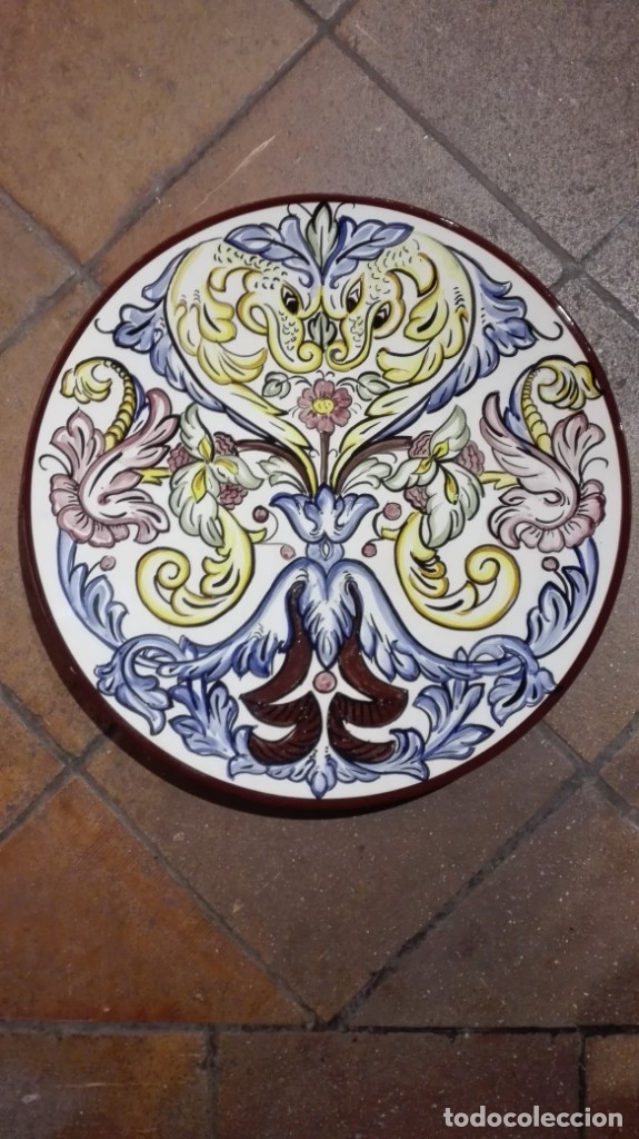 Antig&uuml;edades: Plato de cer&aacute;mica de Talavera - Foto 1