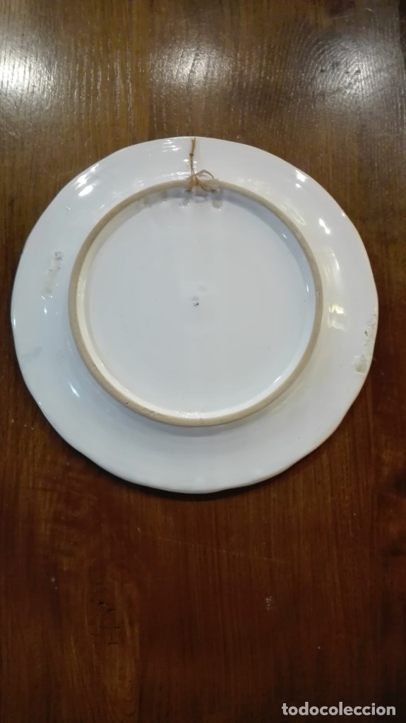 Antig&uuml;edades: Plato de cer&aacute;mica de Talavera - Foto 2