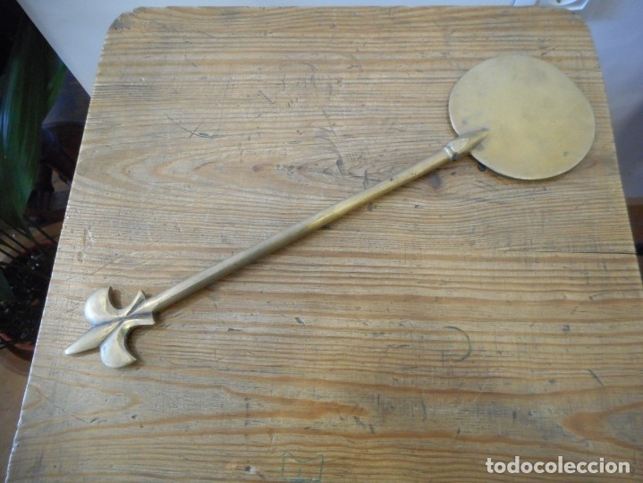 Antig&uuml;edades: Paleta o rasera de bronce - Foto 1