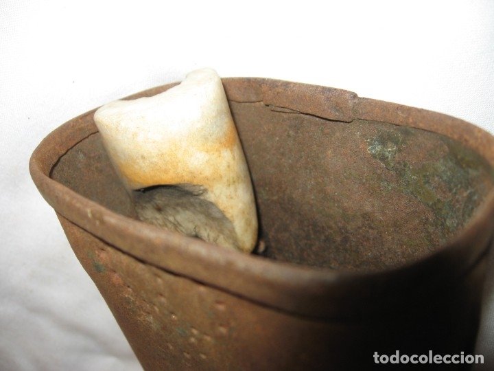Antig&uuml;edades: Antiguo cencerro con collar de madera - Foto 6