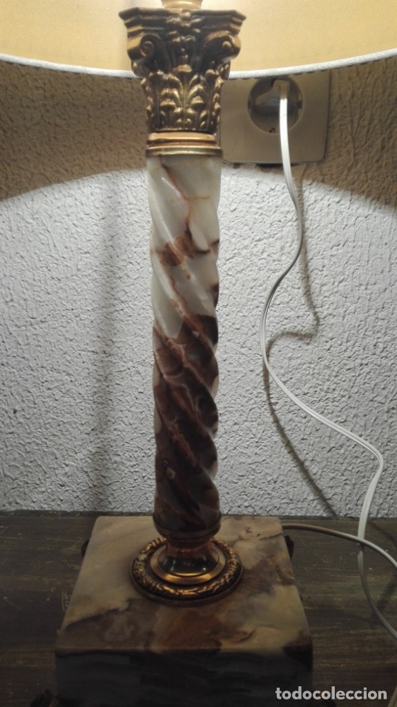 Antig&uuml;edades: L&aacute;mpara de m&aacute;rmol y bronce - Foto 2