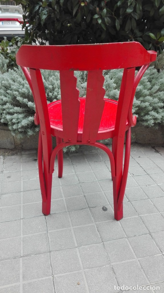 Antig&uuml;edades: Sill&oacute;n de madera pintado en rojo - Foto 3