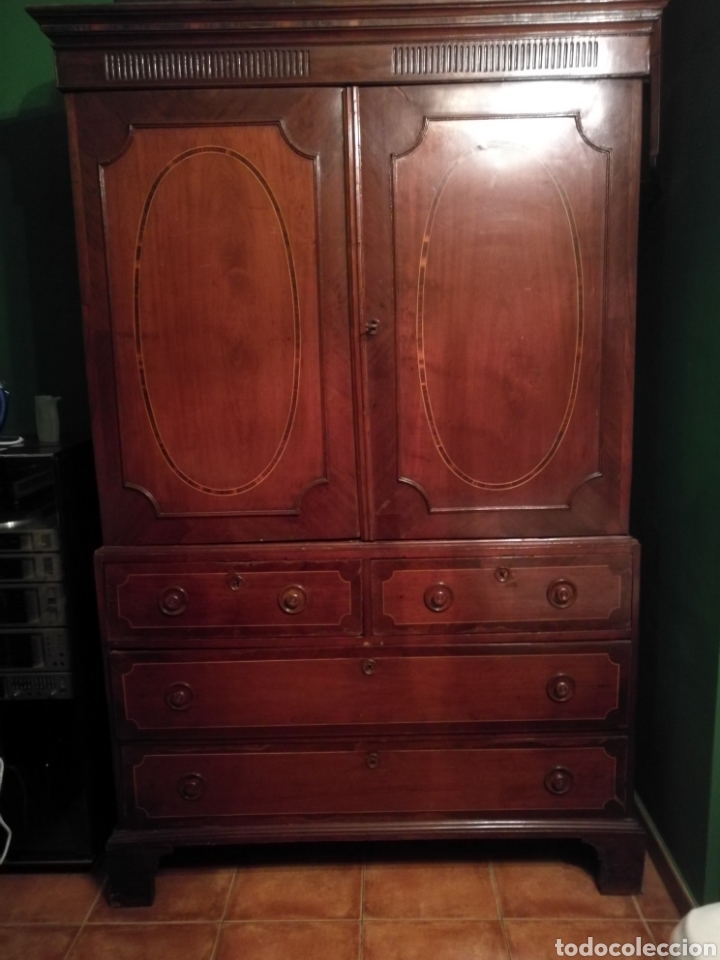 Antig&uuml;edades: Armario c&oacute;moda George III - Foto 1