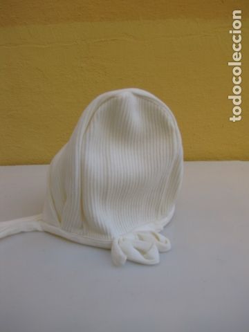 Antig&uuml;edades: Gorro o capota para beb&eacute; - Foto 1