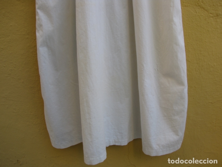 Antig&uuml;edades: Camis&oacute;n. Vainicas y puntillas - Foto 4