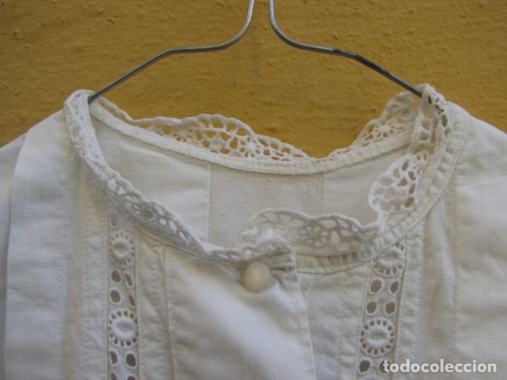 Antig&uuml;edades: Camis&oacute;n. Vainicas y puntillas - Foto 5