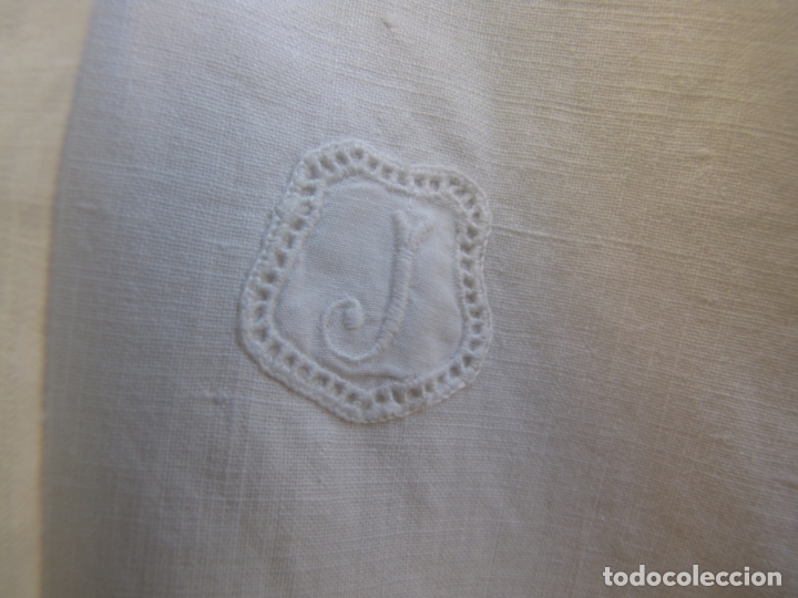 Antig&uuml;edades: Camis&oacute;n. Vainicas y puntillas - Foto 9