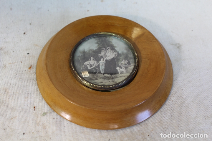 Antig&uuml;edades: cuadro peque&ntilde;o con lamina - Foto 3