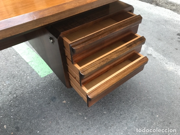 Antig&uuml;edades: MESA DESPACHO 1960 - Foto 1